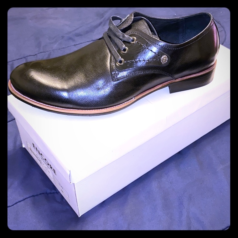 BRAND NEW Black dress shoes by FIESSO